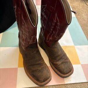 Red and Brown Western Cowboy Boots used 2 times